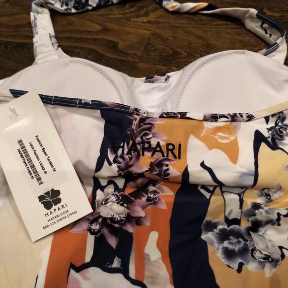 Hapari Sport Tankini Medium - Picture 2 of 4